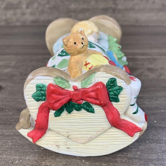 Vintage Sleeping Child Christmas Ceramic Music Box Silent Night - Tested - Picture 6 of 11